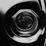 55 Gallon Black Tight Head Steel Drum, Reconditioned, UN Rated, 2″ & 3/4″ Fittings, Lined - Image 2