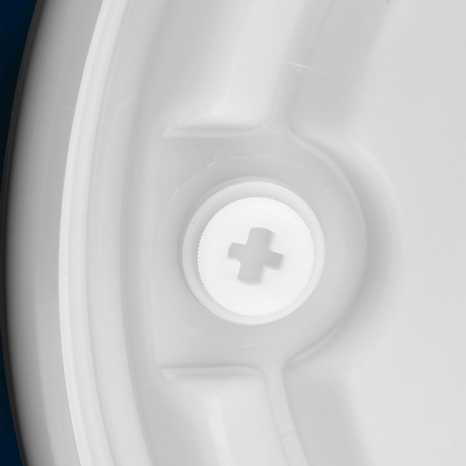 57 Gallon Blue Plastic Drum, UN Rated, 2″ & 3/4″ Fittings, Cover w/Lever Lock Ring Closure - Image 2